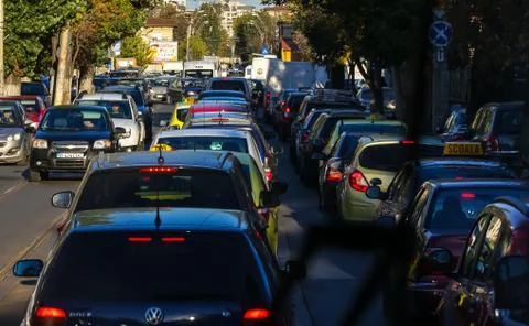 Heavy traffic in Bucharest 库存照片