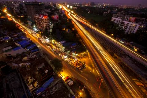 Heavy traffic jam seen on Eastern Express Highway due to Amar Mahal flyover s 스톡 사진