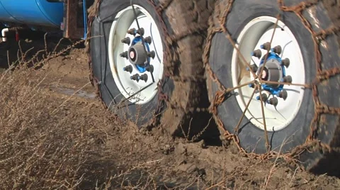 Heavy truck in mud Stock-Footage 40395883