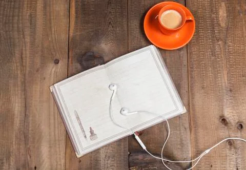 Hedphones on Notebook Foto stock