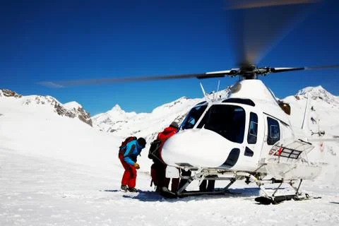 Heli-skiing Fotos Stock