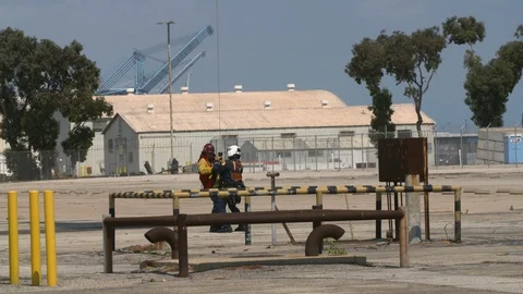 Helicopter firefighter in rescue training exercise Video stock 116469020