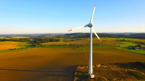 Helicopter flight around to wind turbine. 스톡 동영상 115510209