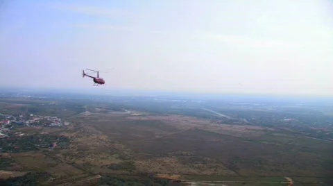 Helicopter flying Stockbeeldmateriaal 521633