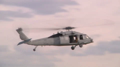 Helicopter flying low Stockbeeldmateriaal 39544356