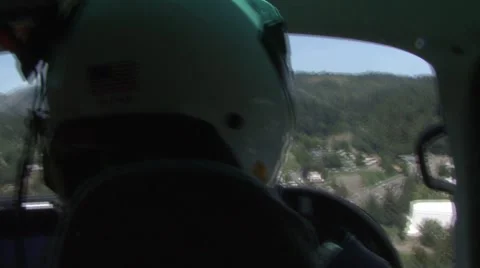 Helicopter Flying - Pilot 库存影片 1057178