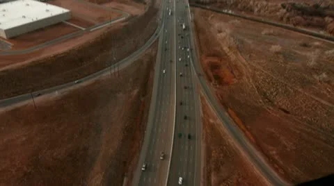Helicopter flyover freeway 動画素材 10865586