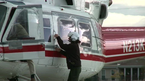 Helicopter Opening Door  Video stock 801049