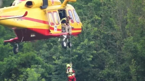 Helicopter rescue, With audio Stockbeeldmateriaal 50606446