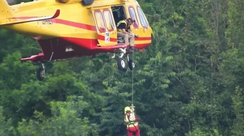 Helicopter rescue Stockbeeldmateriaal 50606358