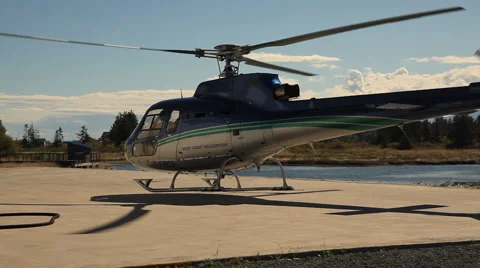 Helicopter taking off Vídeo Stock 980684