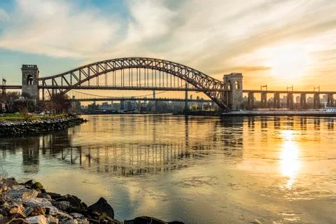 Hell Gate And Rfk Triboro Bridges At Sunset, Ralph Demarco Park Stock Photos