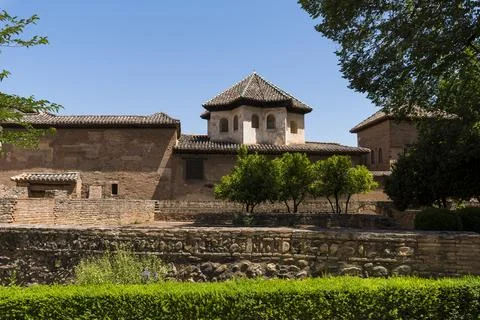 Hell-headed stone niche (or alcove) on the facade of the Palace in Alhambra Fotos Stock