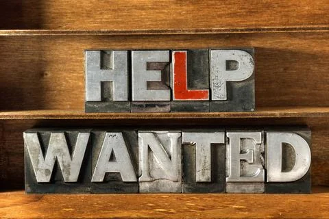Help wanted tray help wanted phrase made from metallic letterpress type on... 스톡 사진