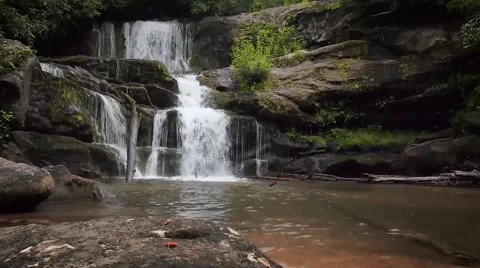 Hemlock Falls Stockbeeldmateriaal 67650539