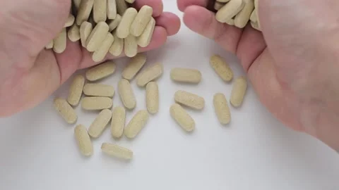 Herbal vitamins pills Stock Footage 169627154