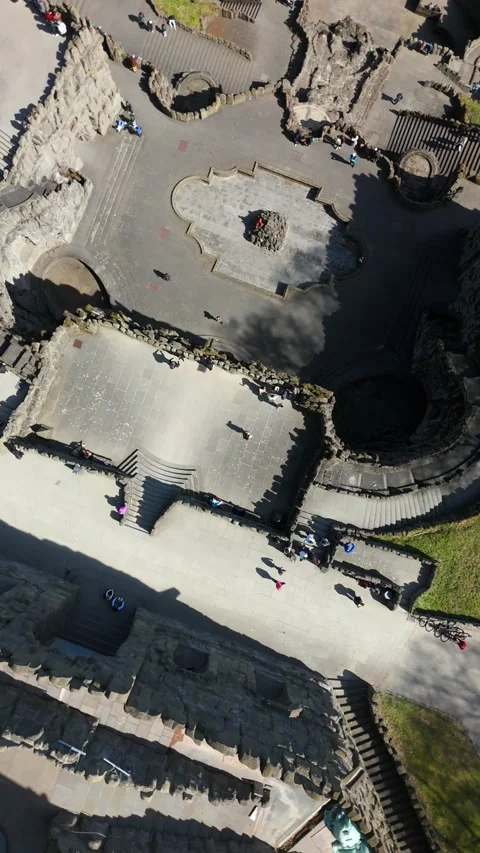 Hercules Monument Aerial Top-Down Over the Stone Octagon, Wilhelmshöhe, Kassel 스톡 동영상 335944602