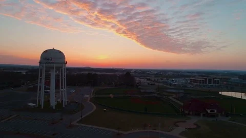 Here comes the sun 3x Stock Footage 78377750