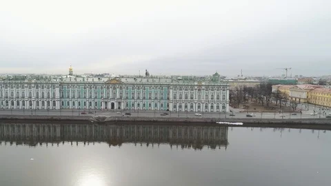 Hermitage riverside II Vídeos de archivo 126099024