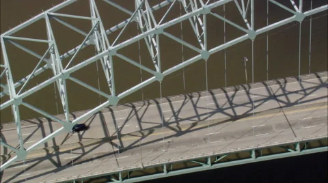 Hernando Desoto Bridge 스톡 동영상 65387414