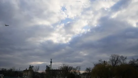 Heroes' Square, Budapest Stock Footage 181586300