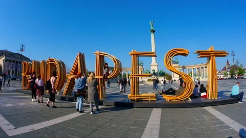 The Heroes Square in Budapest, Hungary Stock Footage 139310464