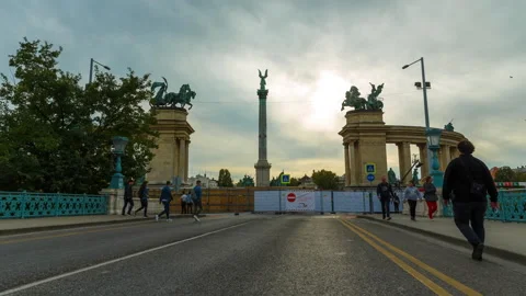 Heroes’ Square time-lapse in Budapest, Hungary Stock Footage 143768058