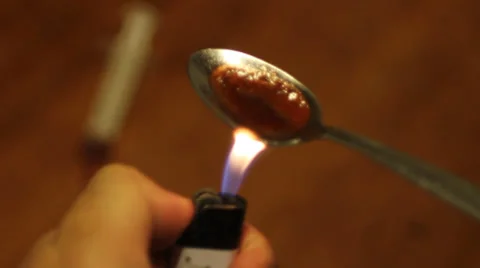 Heroine Bubbles in Spoon 動画素材 28621892