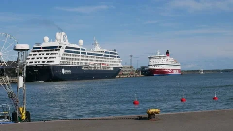 Hesinki harbour timelapse Stock Footage 142827013