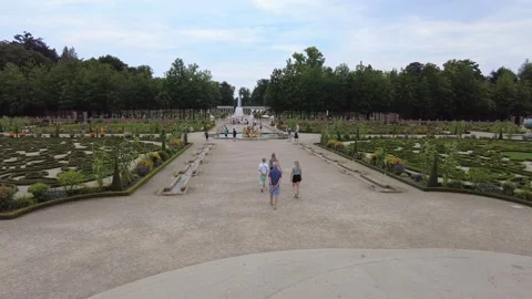 Het Loo Palace gardens, Netherlands August 15 2022 Stock Footage 296801174
