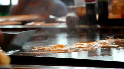 Hibachi Eggs Sizzle 스톡 동영상 11401135