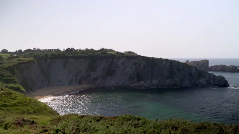 HIDDEN BEACH IN SPAIN Video stock 160628017