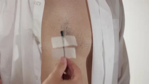 A hidden microphone on a man Stock Footage 133732116