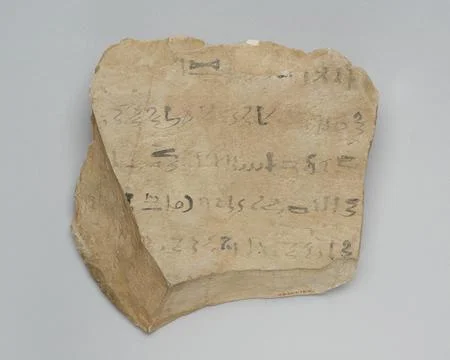 Hieratic Ostracon Dated to Year 21 of Ramesses II ca. 1258 B.C. New Kingdom.. Stockfoto's