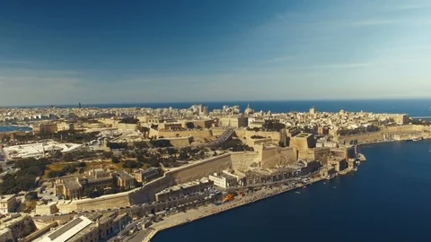High Aerial shot looking towards Valletta, Malta Stock Footage 91098703