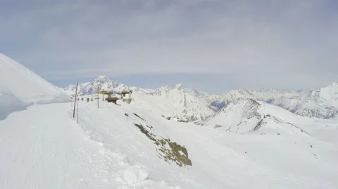 High Alps panorama pan 動画素材 66967396