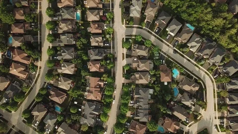 High altitude drone flight over a suburban community in summer. Video stock 90470531