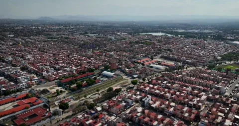 High Altitude Drone Horizon View of Cuautitlán Izcalli Видео 335136306