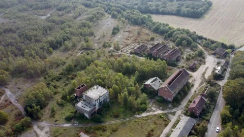 High altitude drone shot of a closed down coal mine dolly forward 動画素材 162910656