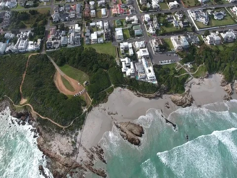 High altitude drone view of Hermanus beach and town 스톡 동영상 79708348