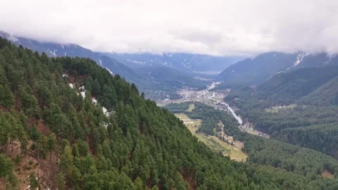 High-altitude forward drone flight over Pahalgam valley and Lidder river. Видео 333796697