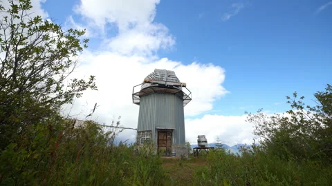 High Altitude Observatory Tower opens shutters for telescope Stock Footage 253625316