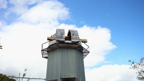 High Altitude Observatory Tower opens shutters for telescope Stock-Footage 253631401