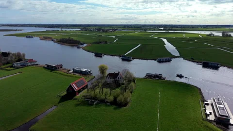 High-angle aerial drone view of traditional Dutch polder landscape Stockbeeldmateriaal 338130661