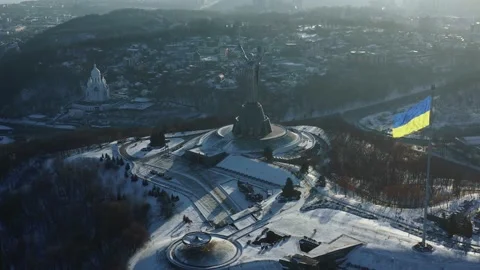 High angle aerial shot of glorious independent Ukraine flag and Motherland 스톡 동영상 171601687