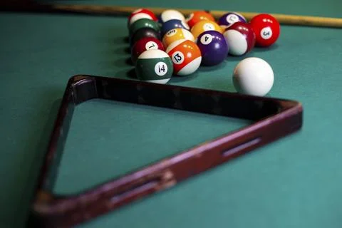 High angle arrangement with triangle pool balls. Beautiful photo 库存插图