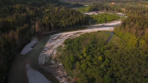 High angle drone shot of the Isar riverbed in Upper Bavaria. Clear alpine water Video stock 335403503
