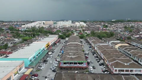 High-angle drone view of Taman Ungku Tun Aminah Video stock 318272078