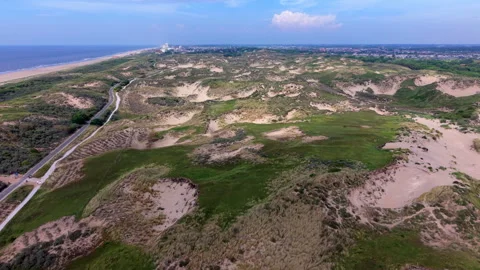 High angle horizontal aerial drone video clip of cycling path, walking trail Stockbeeldmateriaal 342663226