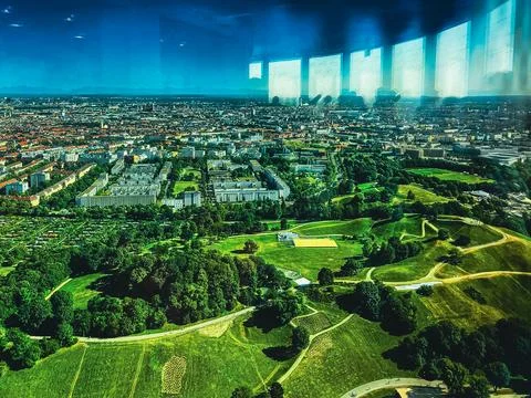 High-Angle Panoramic View Over an Expansive Urban Park Stock-Fotos